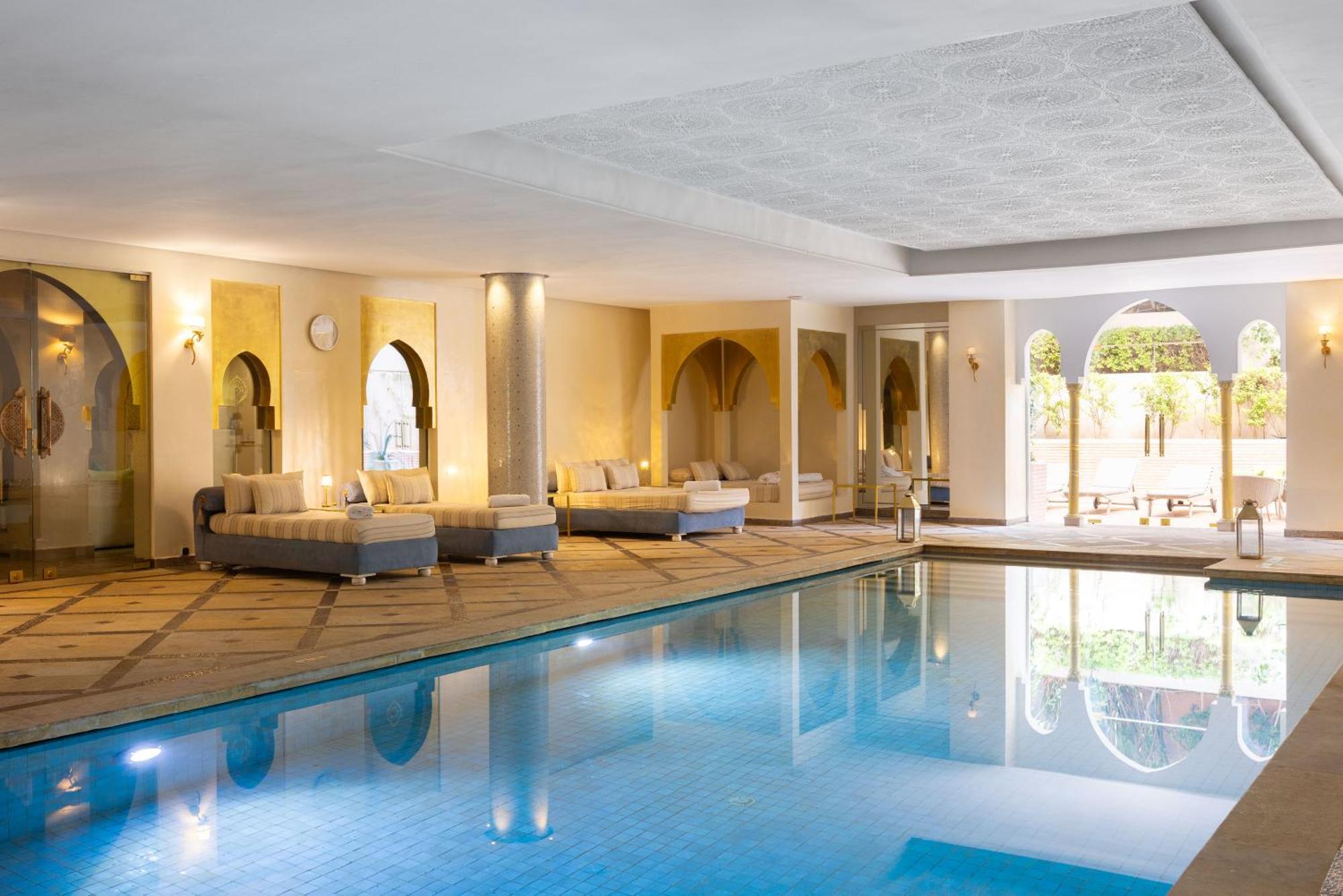 Sofitel Marrakech Palais Imperial & Spa Μαρακές Εξωτερικό φωτογραφία The swimming pool at the hotel